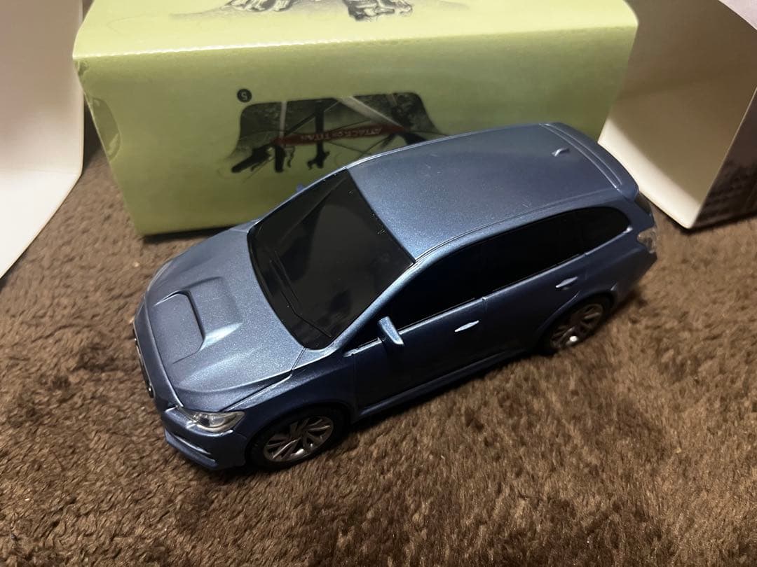 進撃の巨人 x スバル ミニカー 青
