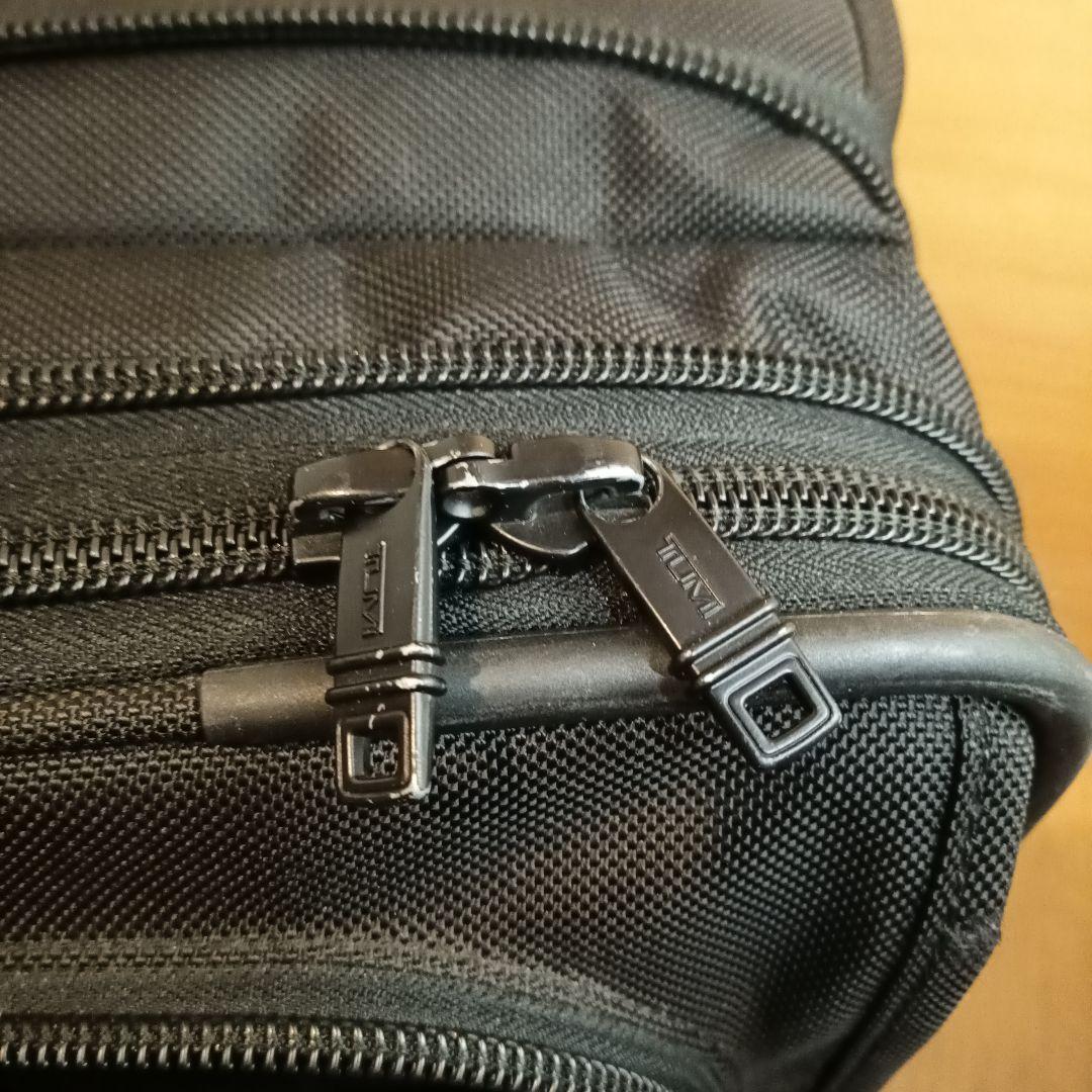 TUMI（トゥミ）キャリーケース　22020DH　32L(容量拡張可能）