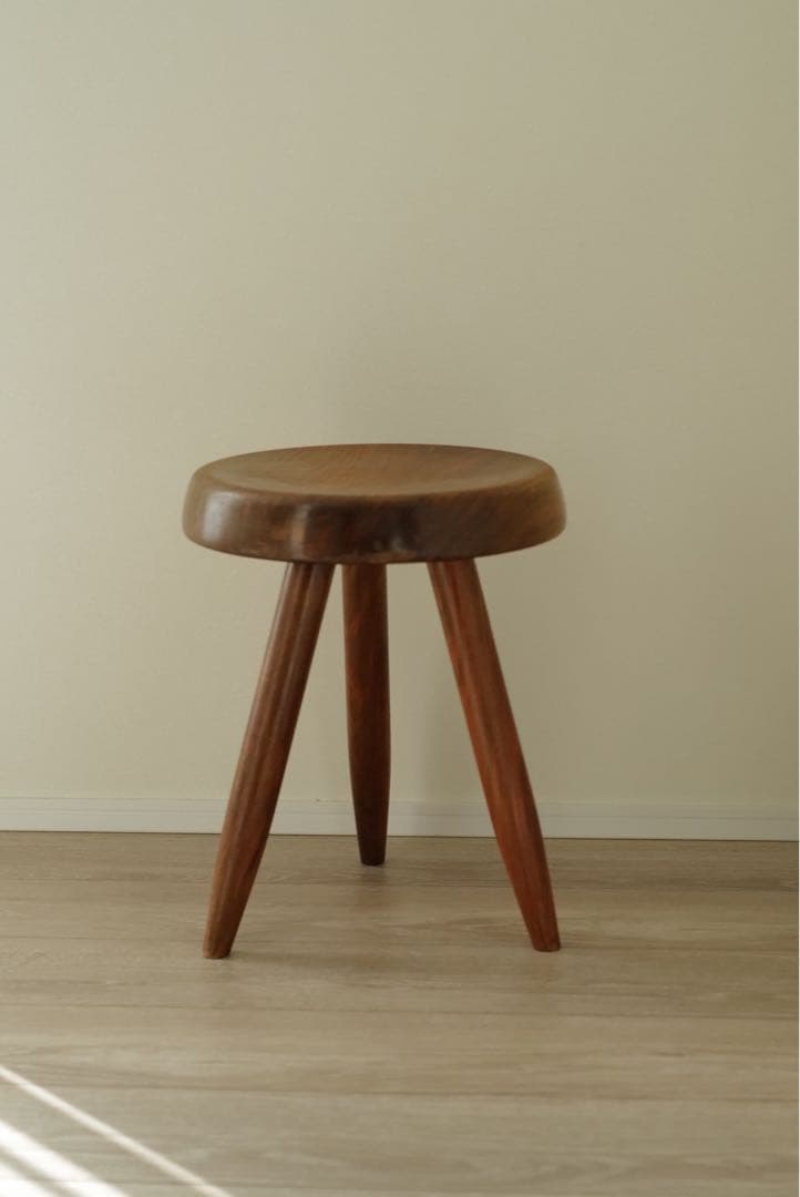 シャルロット・ペリアン　ベルジェスツール