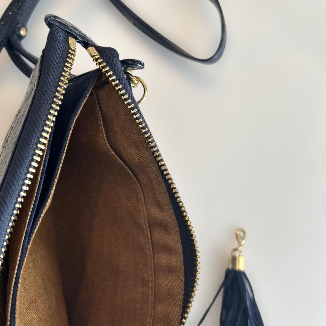 ATAO アタオ　ブーブー　 お財布ポシェット　エナメル