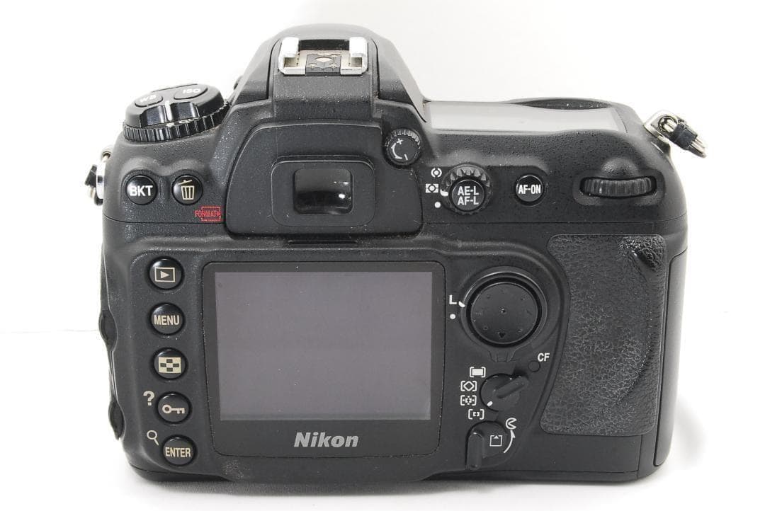 Nikon D200 CCDセンサーで色鮮やかな写真！ 高画質で簡単操作♪