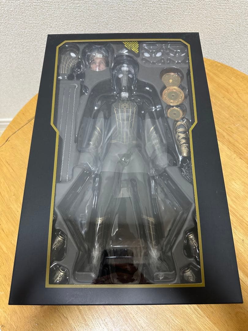 新品未開封　ホットトイズ スパイダーマン　ブラック&ゴールドスーツ