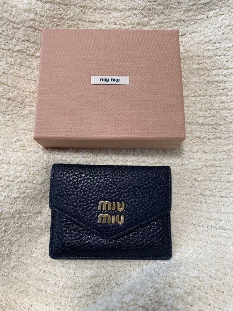 ✨MIU MIU ミュウミュウ レザー ケース／カードケース✨