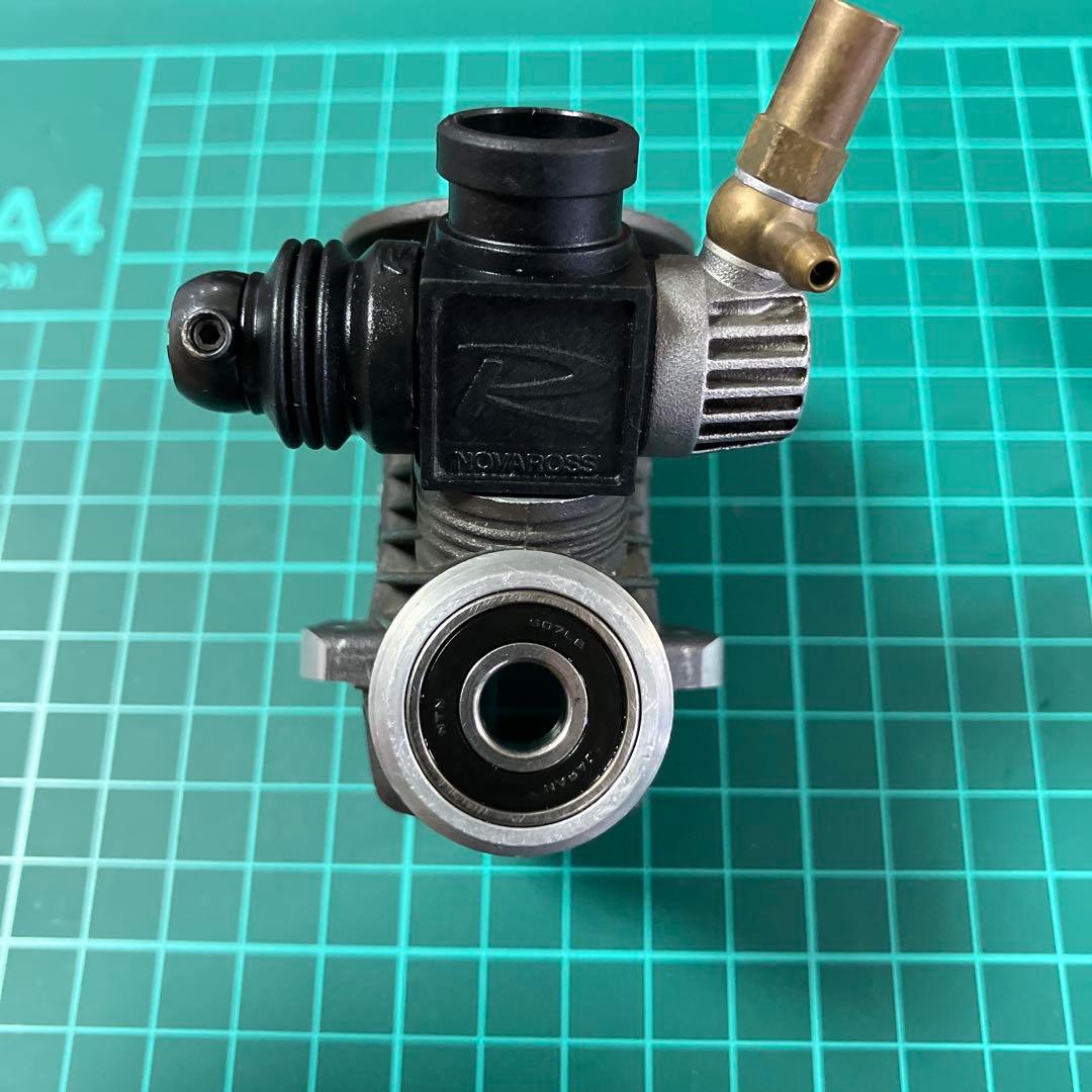 ノバロッシTORONERO 中古　ラジコンエンジン