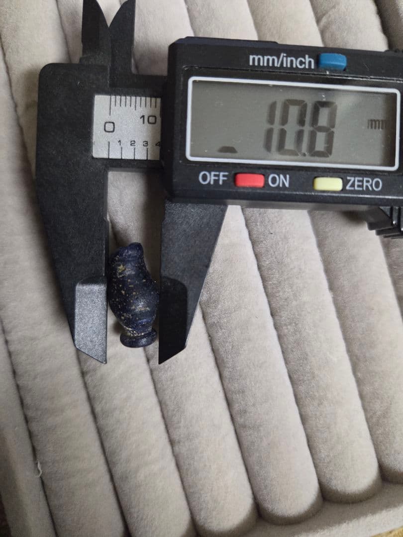 007　ビーズ　トンボ玉　容器玉　小さなガラス壺　！