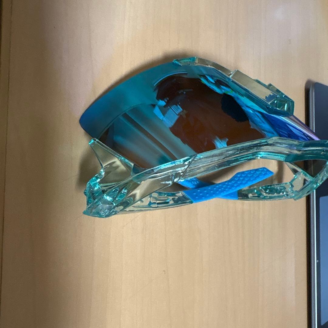 ワンハンドレッド サングラス 青