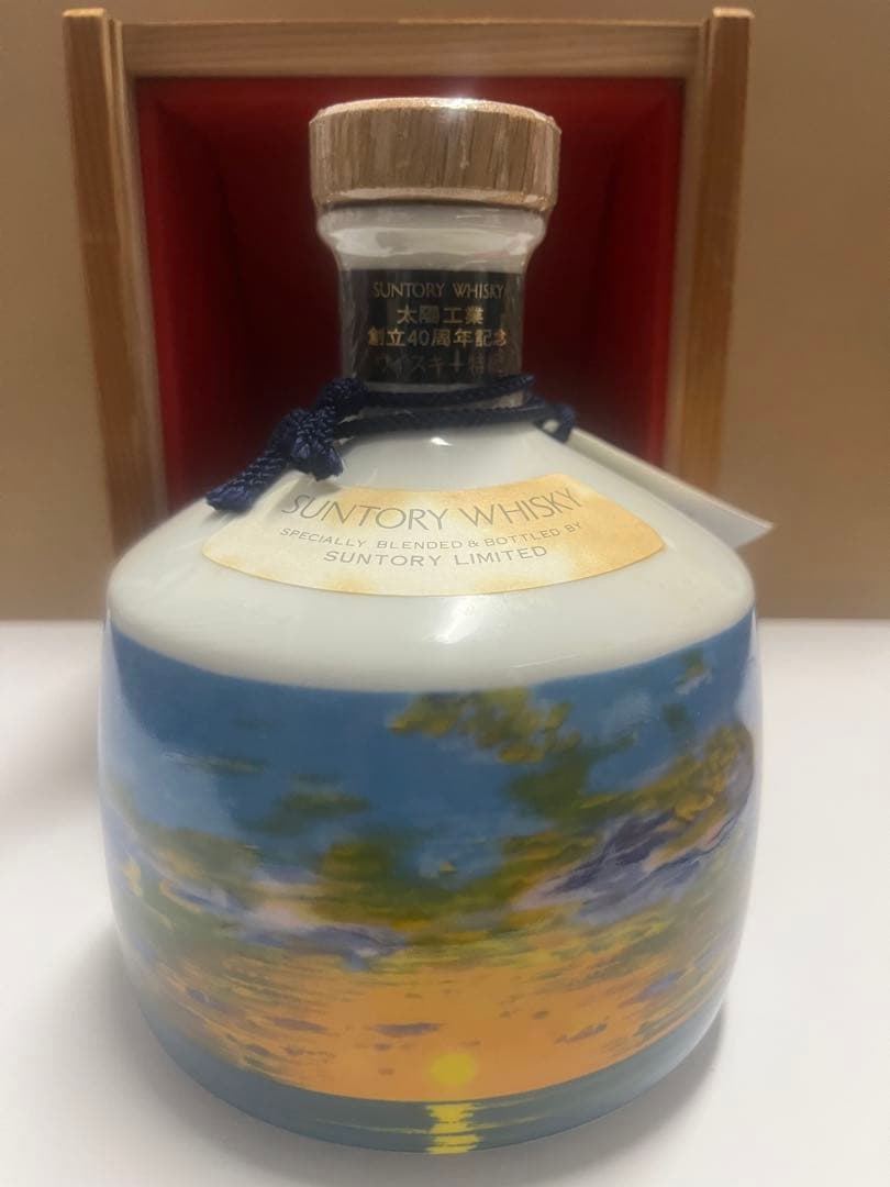 希少 サントリーウイスキー 太陽工業40周年記念 陶器ボトル 未開封 木箱限定品
