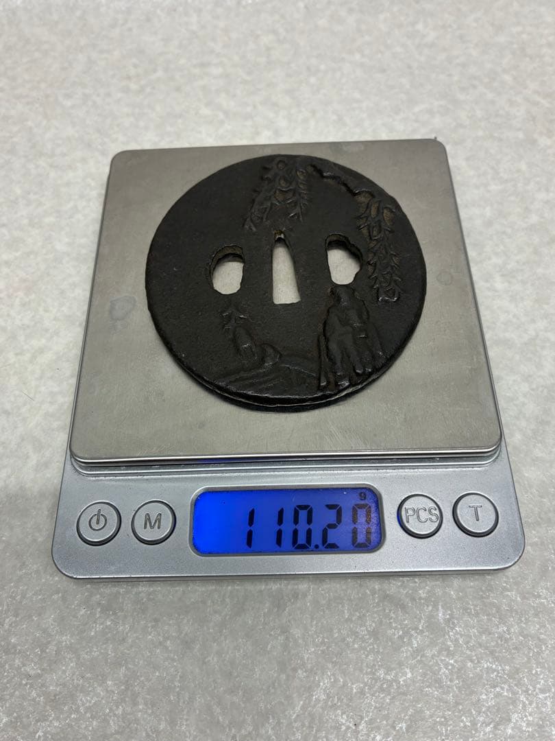 Z04）鉄地大鍔 鐔 鍔 人物風景図 江戸時代 正阿弥 刀装具