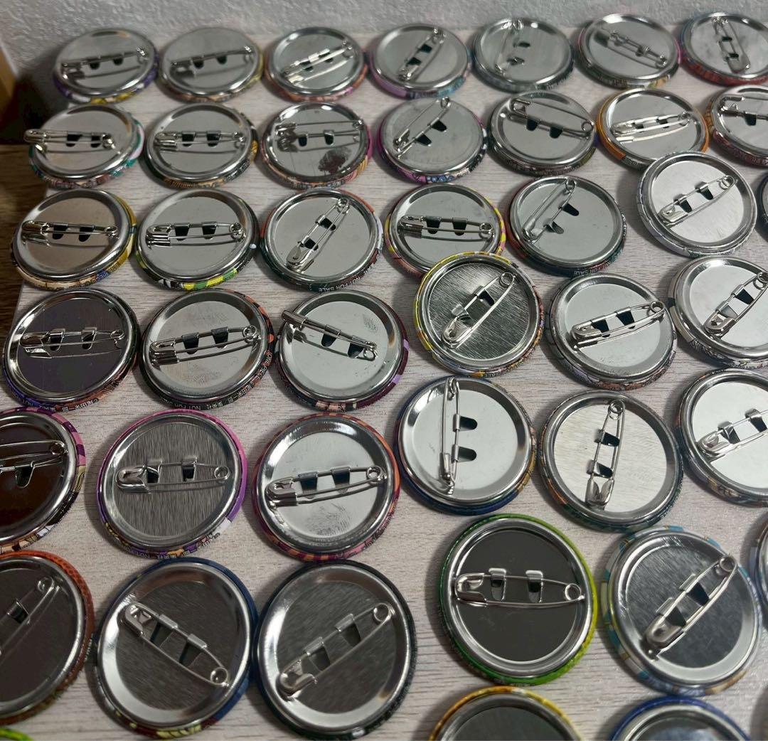 ナツコミ　缶バッジ　ワンピース　大量　約229個