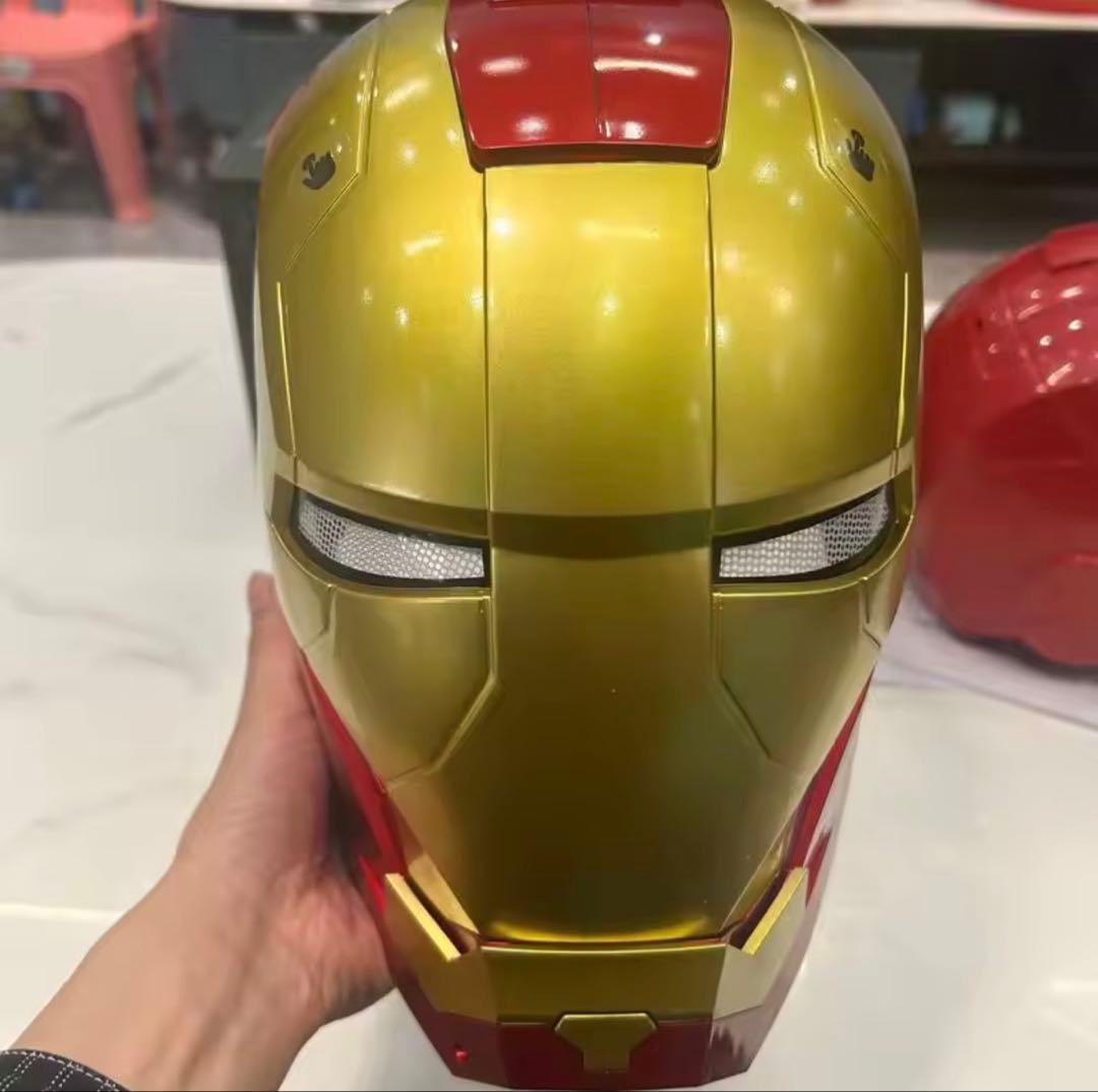 アイアンマン ヘルメット LED付き 機能を果たせる