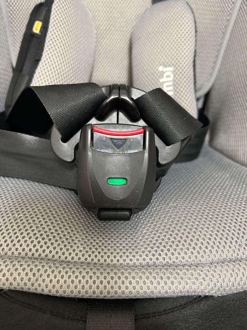 コンビTHE S Air エッグショック　チャイルドシート