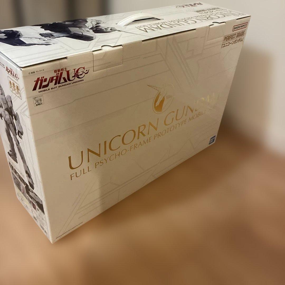 未開封　PG ユニコーンガンダム
