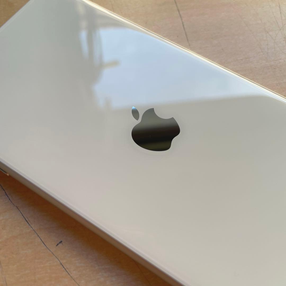 ともろー　iPhone SE 第3世代　スターライト　64GB 超美品