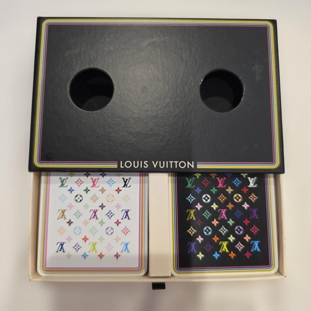 LOUIS VUITTON　ルイヴィトン　トランプ