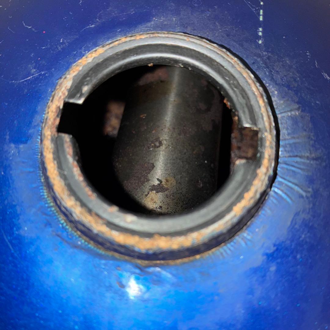 ピーナッツタンク　ジャンク品　キャップ無し