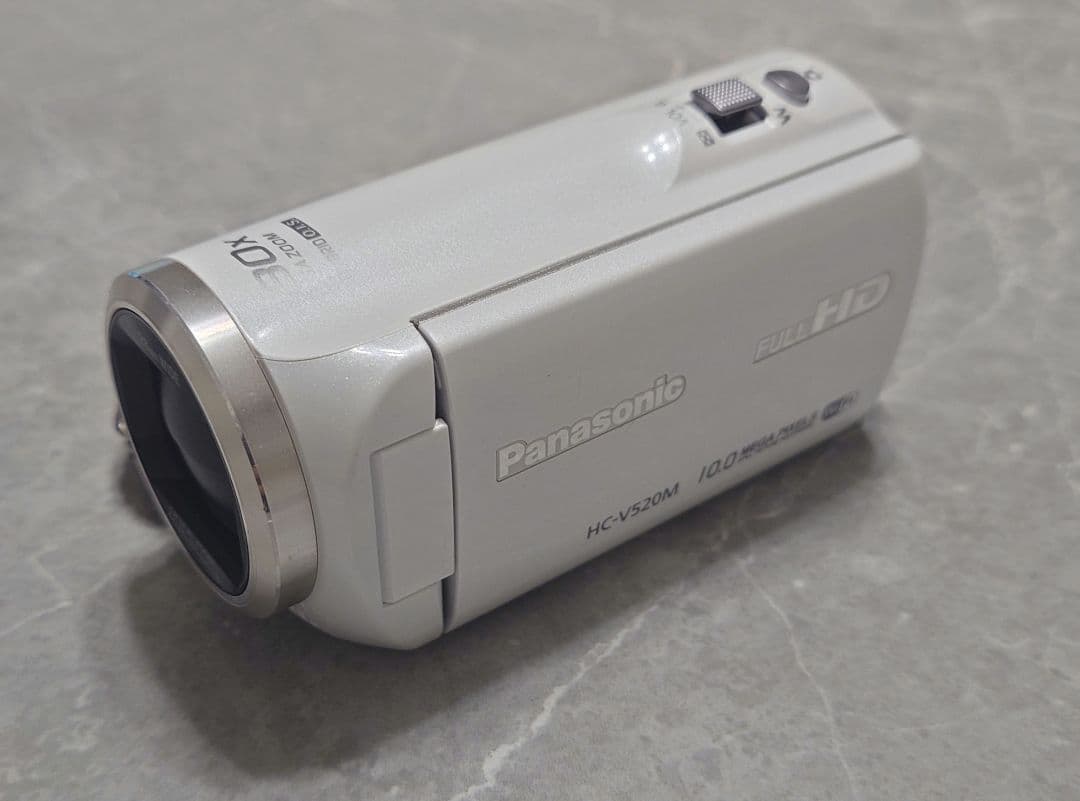 Panasonic デジタルハイジョンビデオカメラ HC-V520M ホワイト
