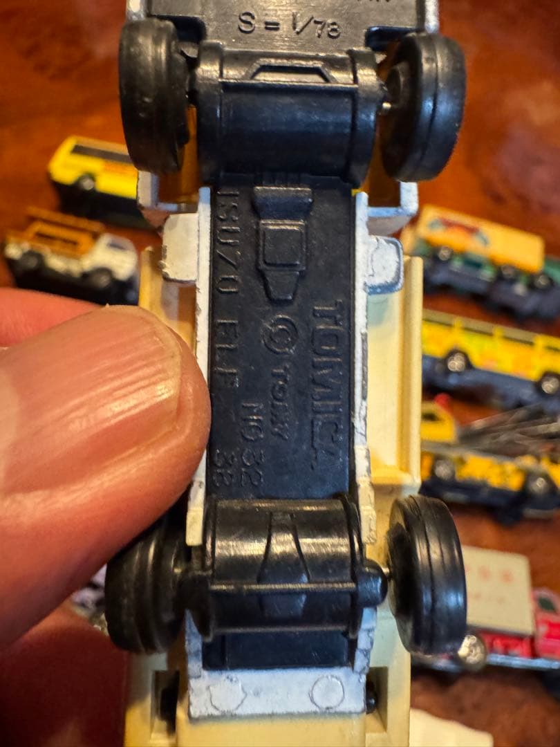 昭和レトロトミカ23台まとめレア含む、状態悪いバラ売り値下げ不可　ジャンク