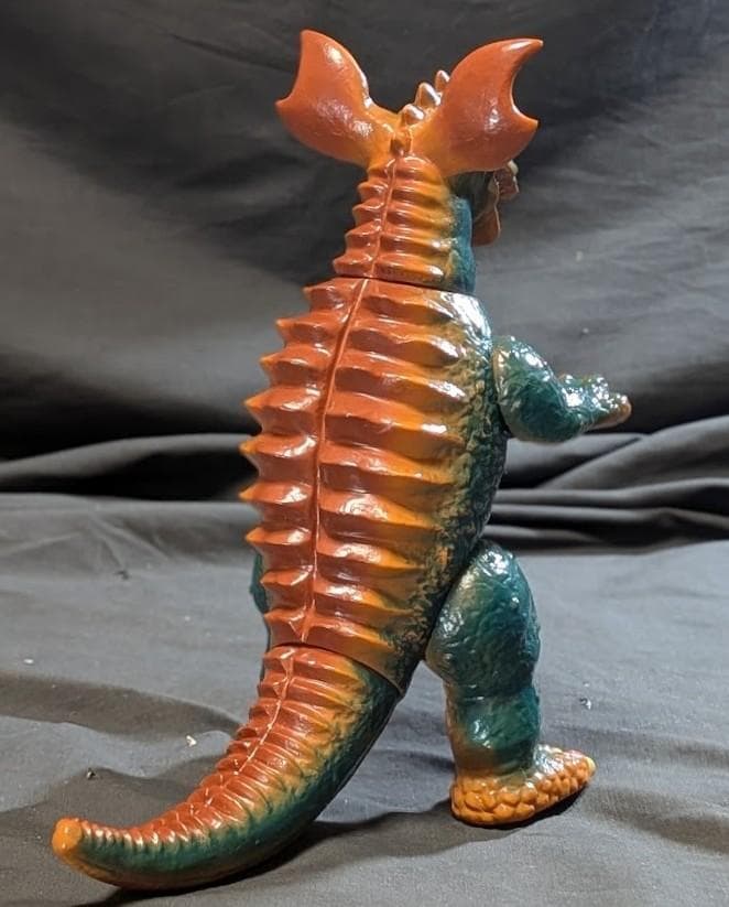 バラゴン「フランケンシュタイン対地底怪獣」登場怪獣（マーミット）ソフビフィギュア