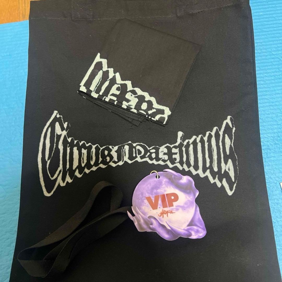 トラヴィススコット ライブ　プラチナム　特典　バッグ travis scott