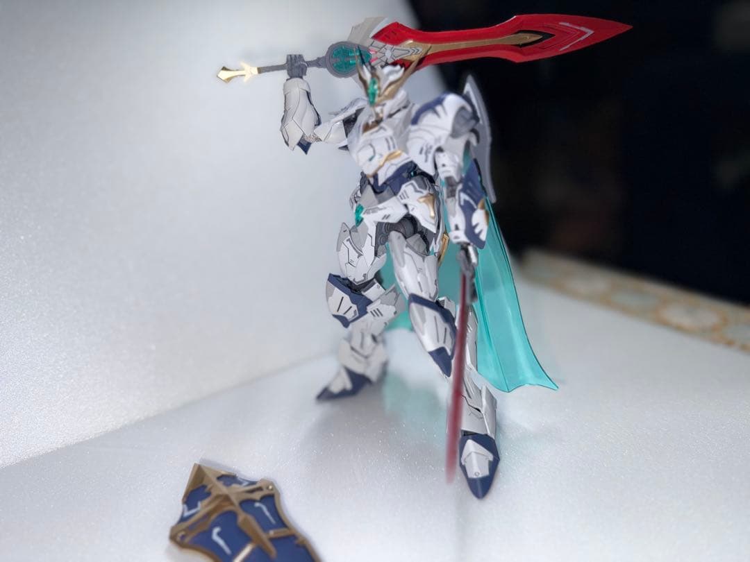 完成品　SNAA　1/144 円卓の騎士トリスタン
