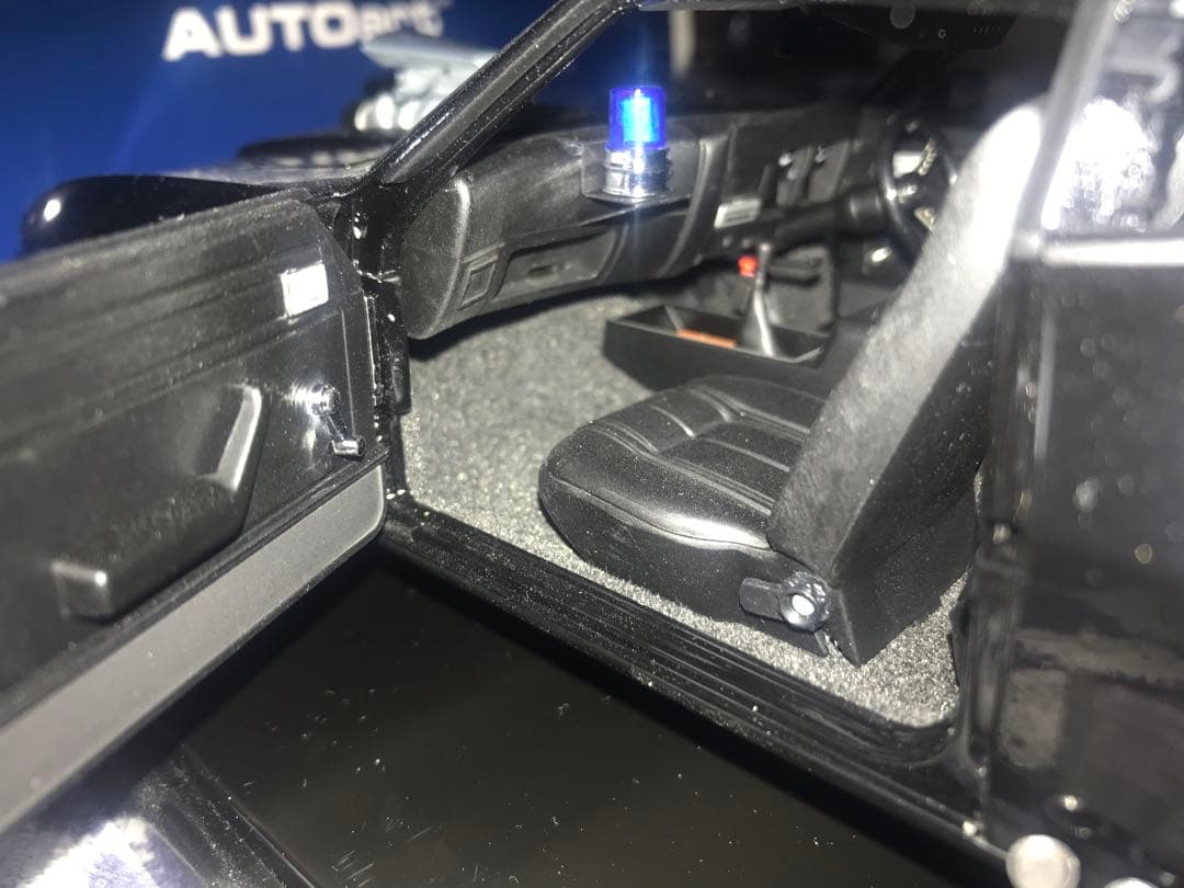 AUTOart 1:18 MADMAX インターセプター