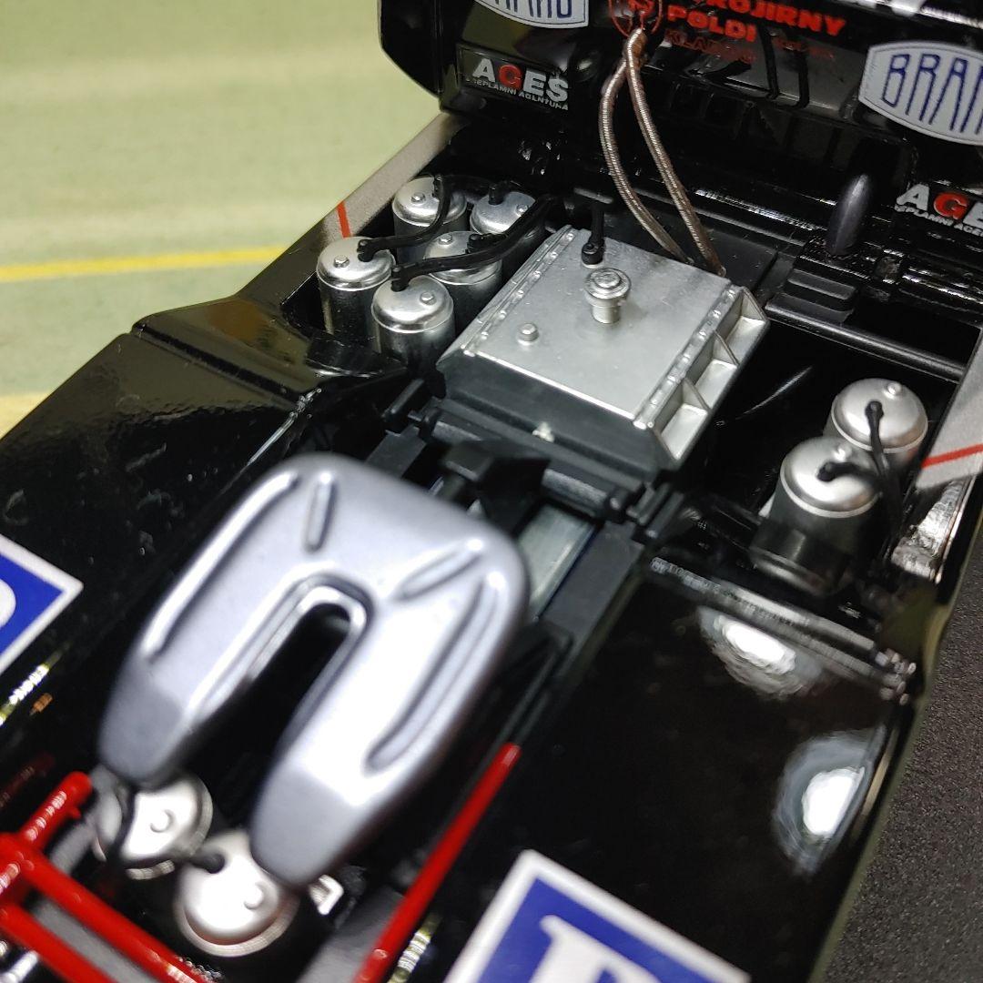 SIU SL 250スロットカー1/32（ミラー無し）
