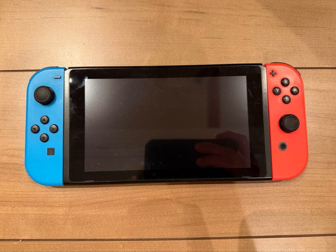 任天堂　Switch Nintendo ネオンブルー・ネオンレッド スイッチ