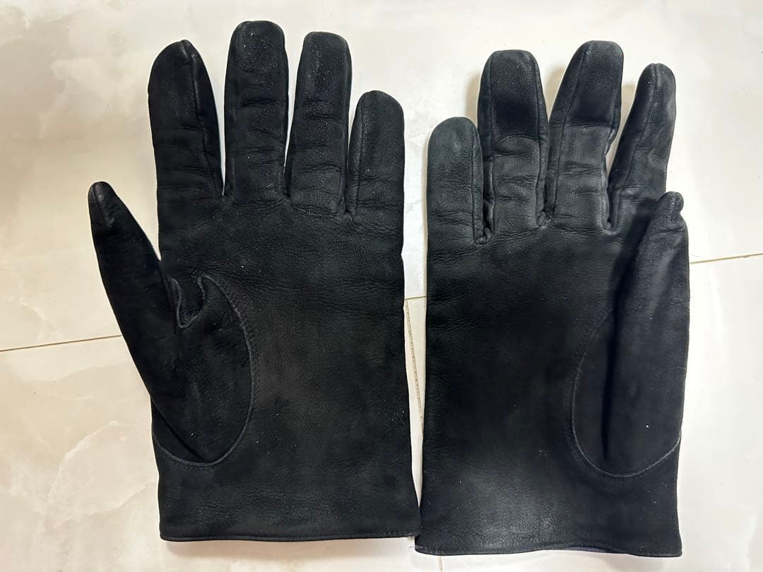 ジャンポール ゴルチエ ブラックスエード手袋