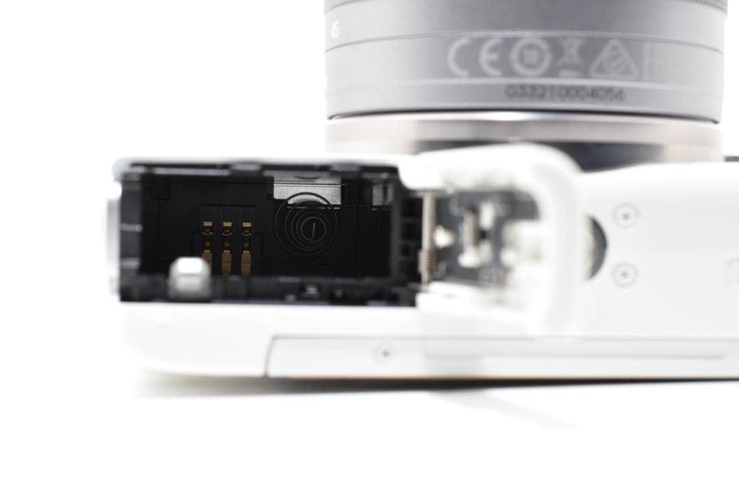 ■美品■Canon キヤノン EOS M100 レンズキット