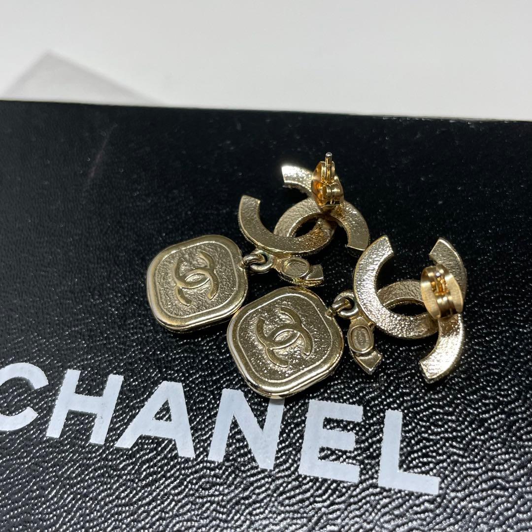 N*送様 21年　CHANEL ココマークロゴ ドロップピアス　パール　ラインス