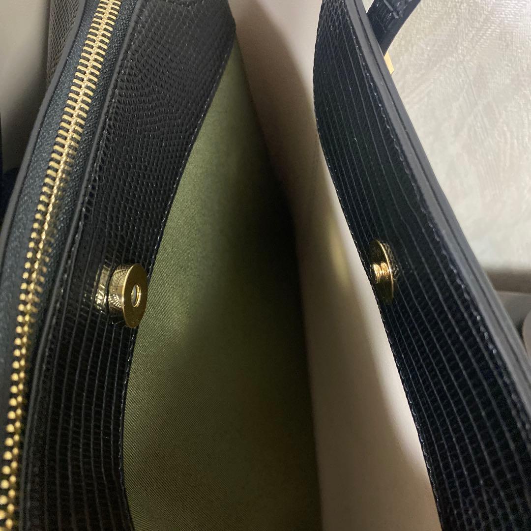 【新品未使用】リザードカタオシゴウヒスムース ハンドバッグ 黒　ダイアナ