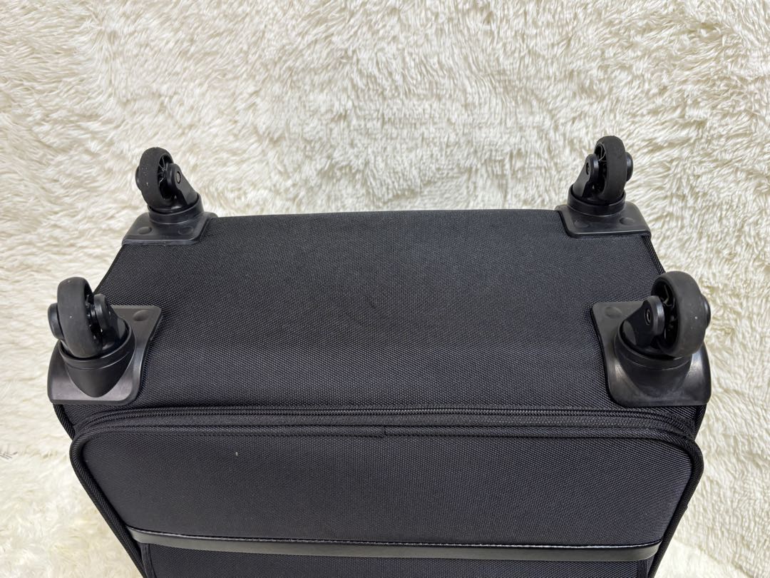 超軽量 美品 【エース】ソフトキャリーケース 57L TSAロック ブラック