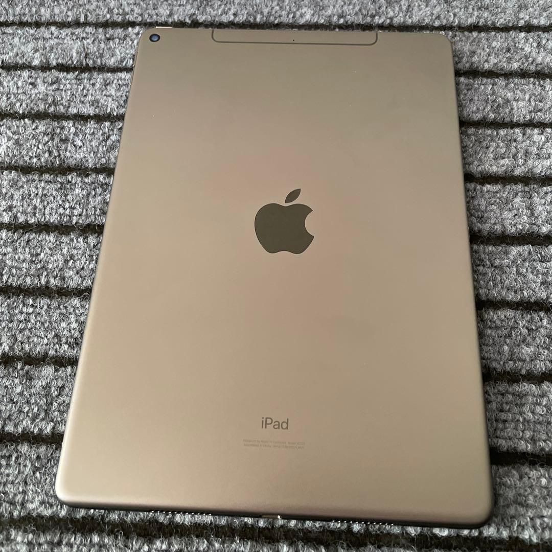 84 iPad Air3 3世代 64GB SIMフリー スペースグレイ