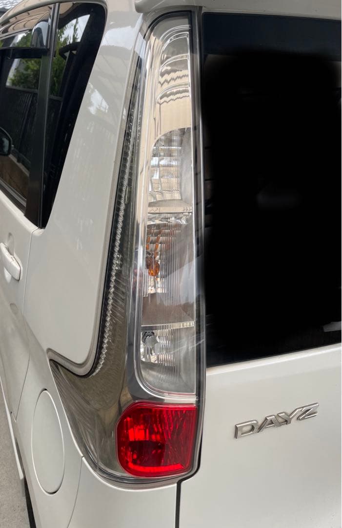 送料込！日産デイズ　B21W ライダー前期テールレンズ　左右セット