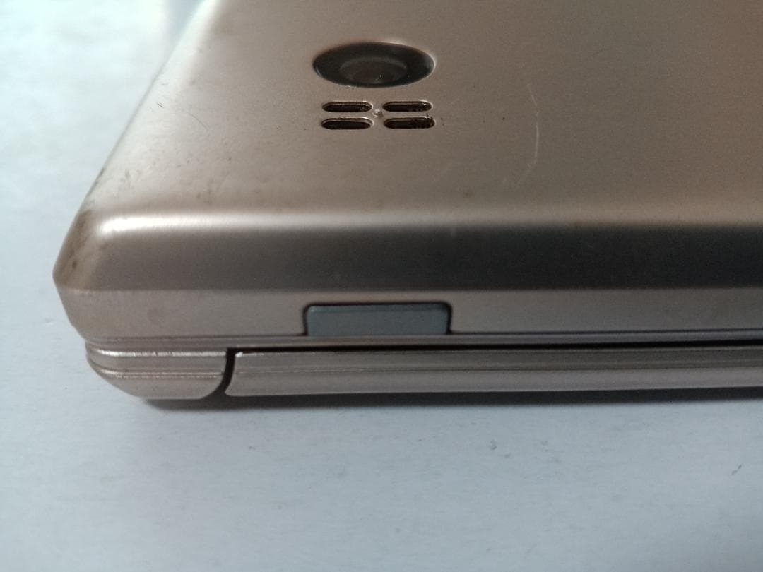 ☆ SoftBank かんたん携帯11 A207SH ゴールド