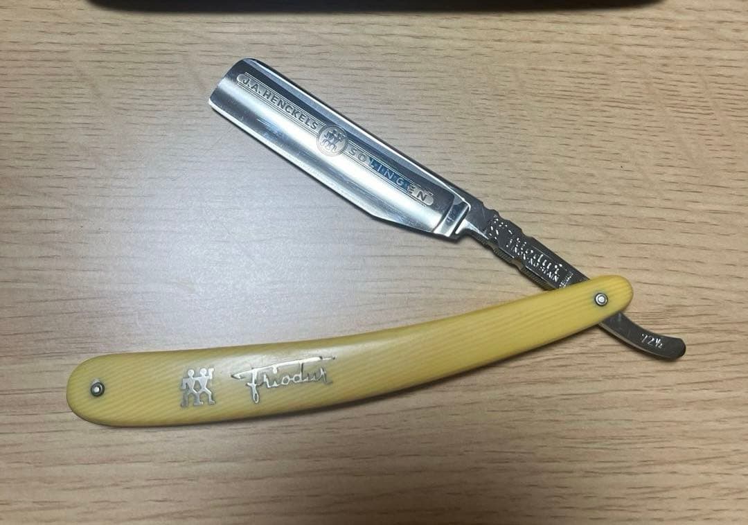 ゾーリンゲン　西洋かみそり　レザー　ヴィンテージ