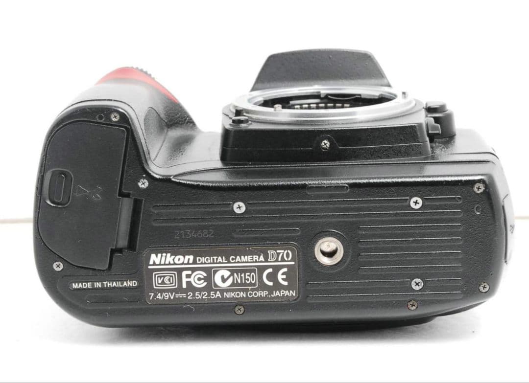 NIKON　D70　ダブルレンズ⚡️初心者⚡️ニコン⚡️一眼レフ⚡️望遠