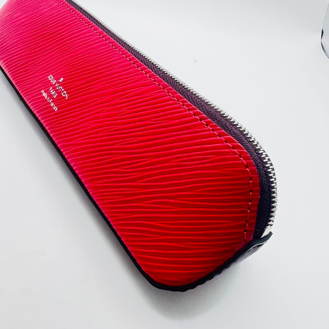 未使用品　ルイヴィトン　トゥルース　エリザベット　モノグラムxエピ　ペンケース