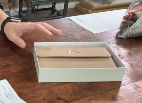 ベージュ 財布 箱付き Kitamura キタムラ