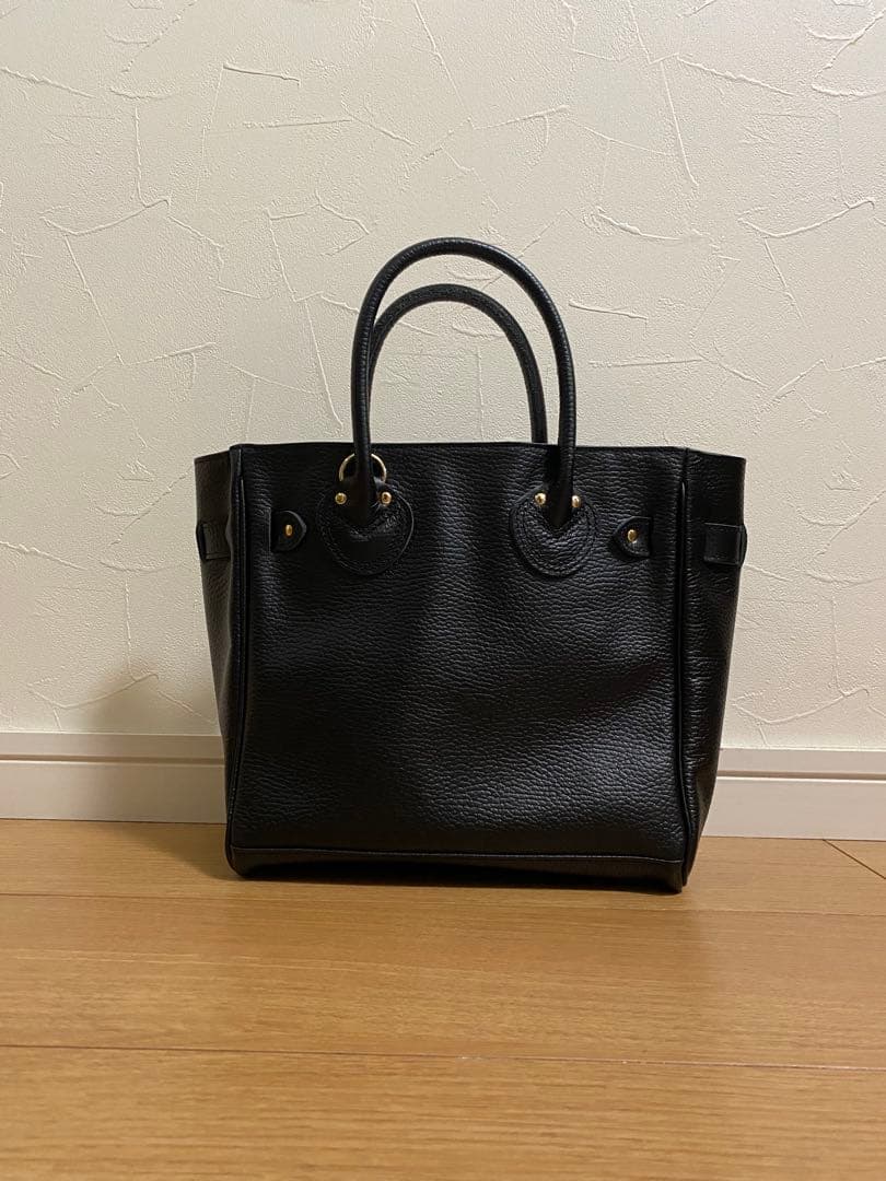 レザー ショルダーバッグ 黒 ベルト付き