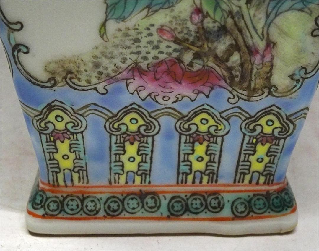 中国古玩 粉彩 花鳥図 花瓶 徳貴作 高約23cm 唐物 時代物 t71088