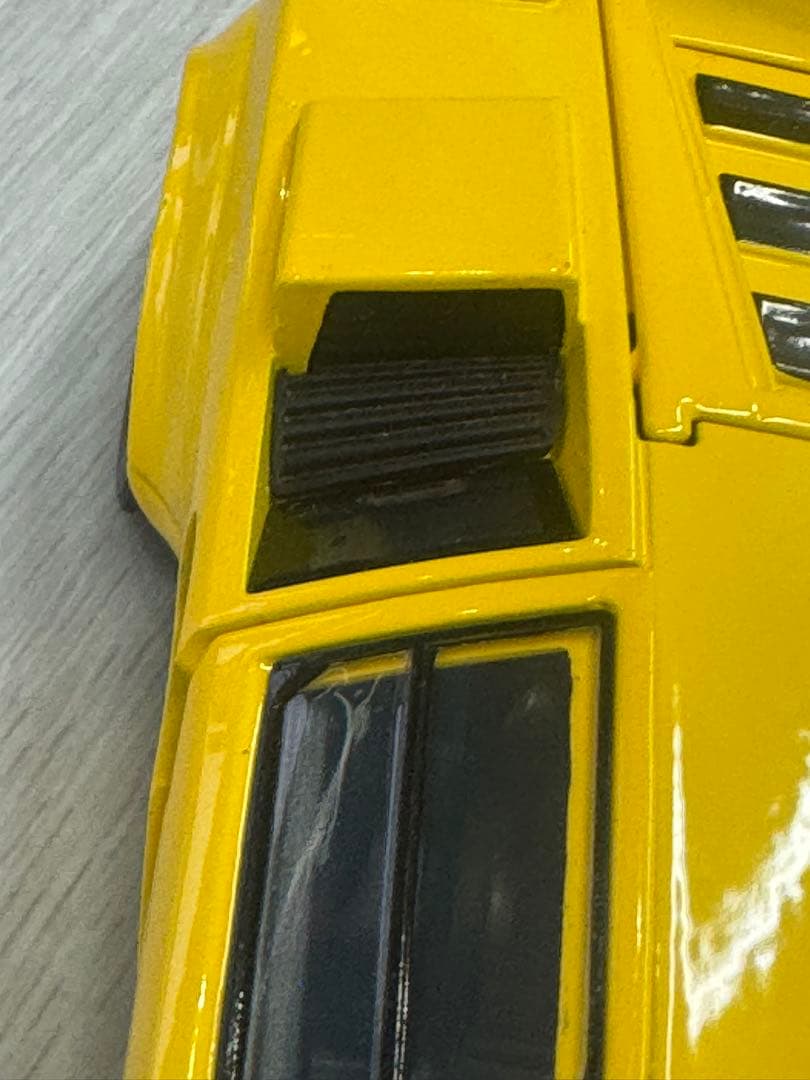 ランボルギーニ イエロー 1/24