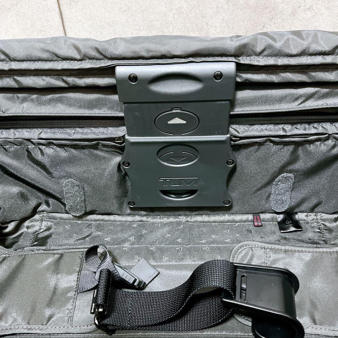 TUMI トゥミ キャリー スーツケース 機内持ち込み可能 拡張 ビジネス