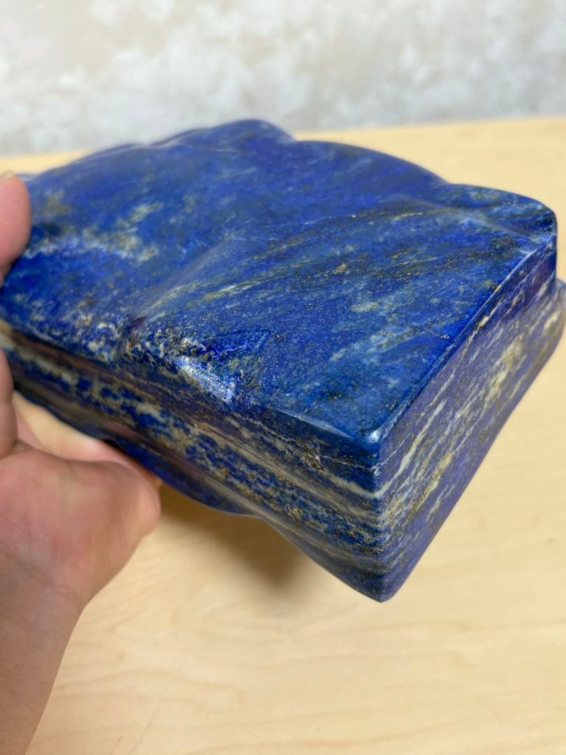 ラピスラズリ丸磨き台座込みで約3.3kg 色鮮やか　欠け割れ無し　高品質