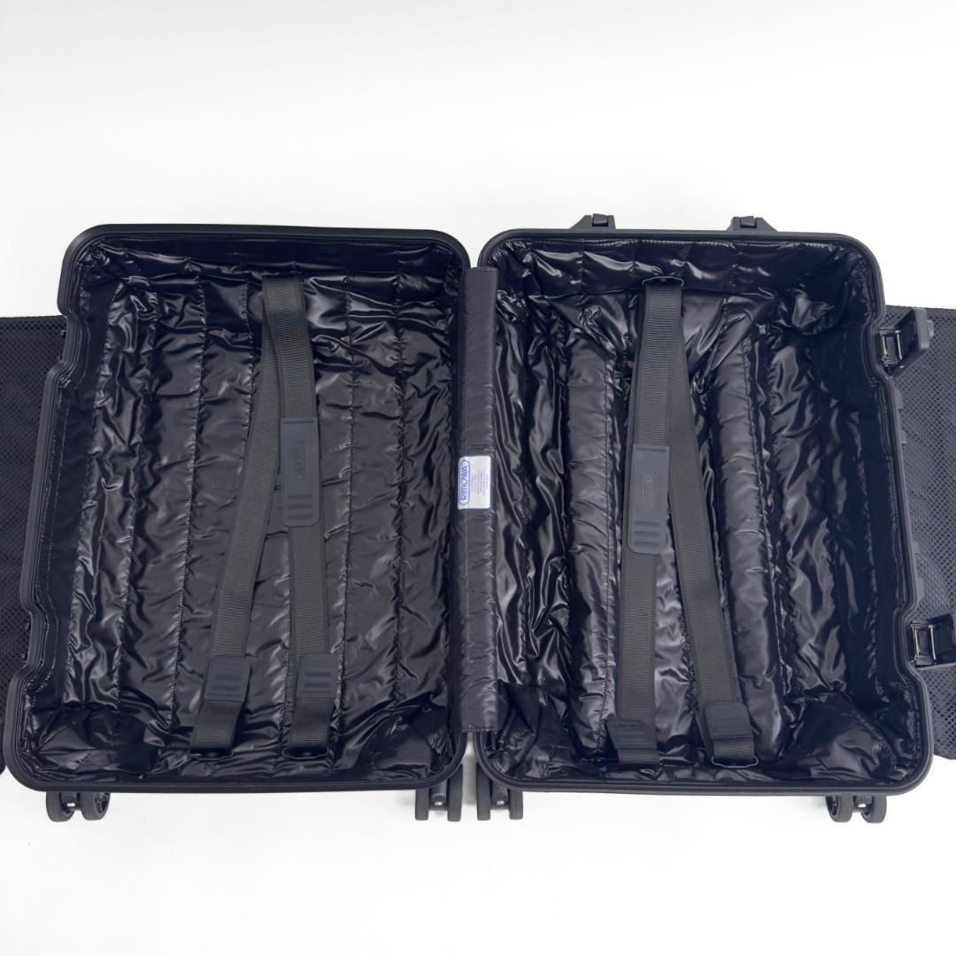 リモワ モンクレール トパーズ ステルス 34L 4輪 TSAロック 機内持込み