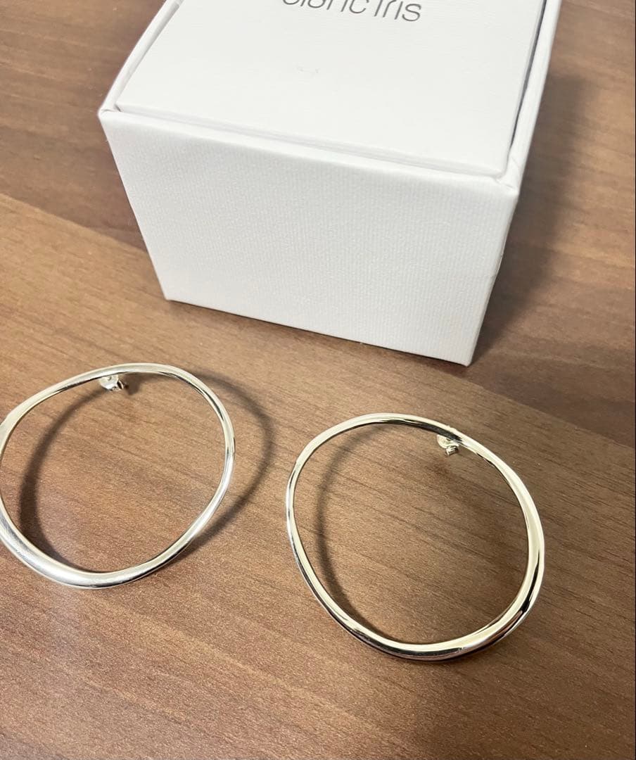 ブランイリス　WHIRLPOOL PIERCE シルバーピアス