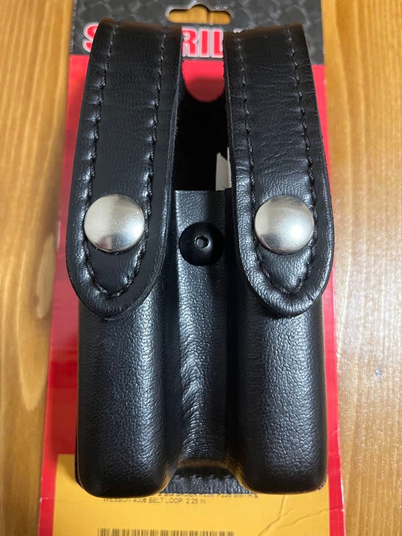 サファリランド スリムライン ダブル マガジンポーチ 92 sig S&W 本革
