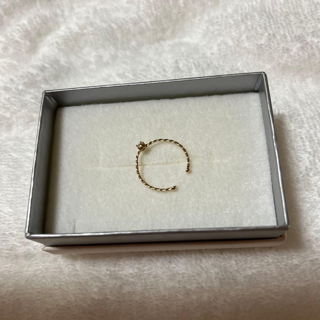 ペアシェイプ　ダイヤモンド　リング