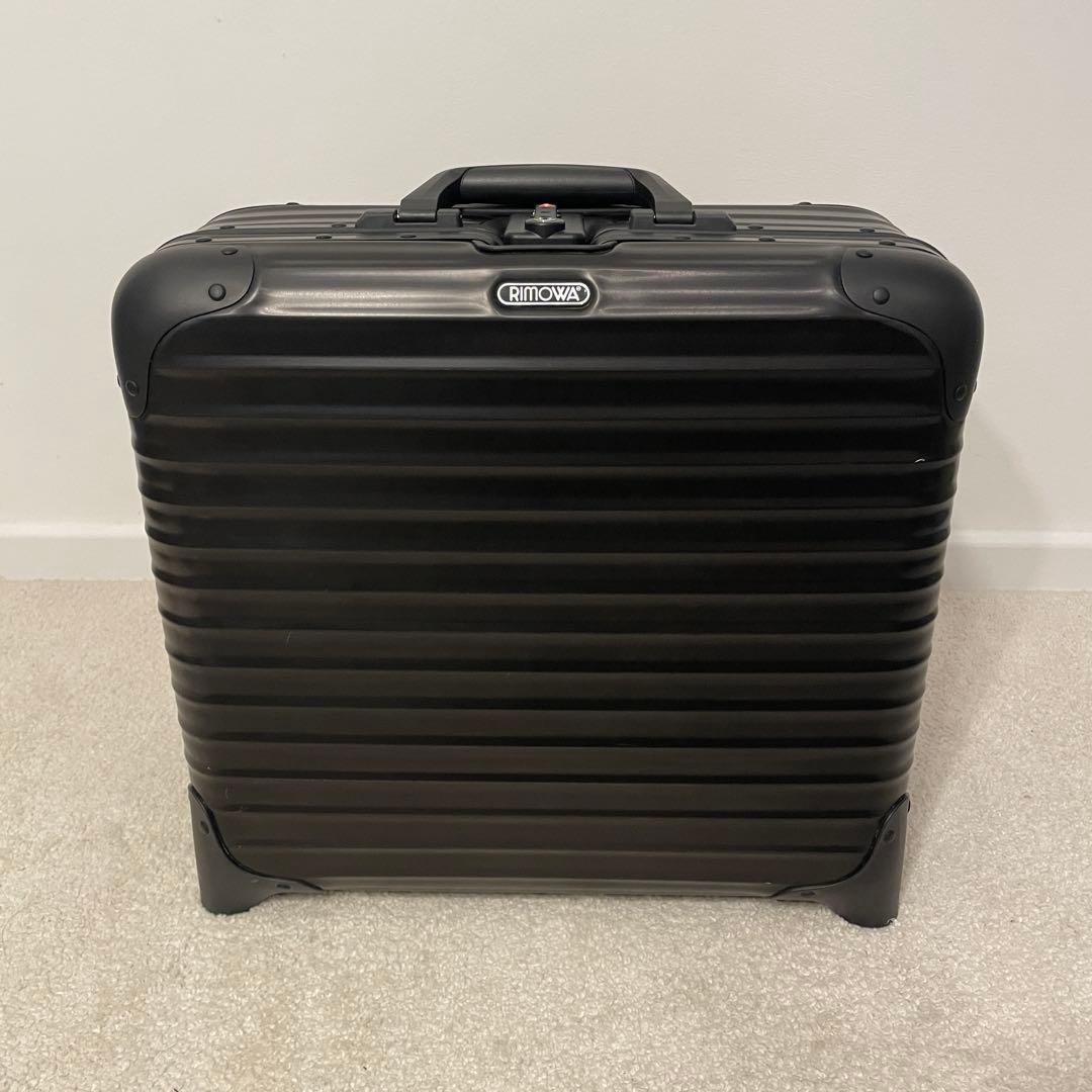 バッグ Capitolino RIMOWA Topas Stealth Black