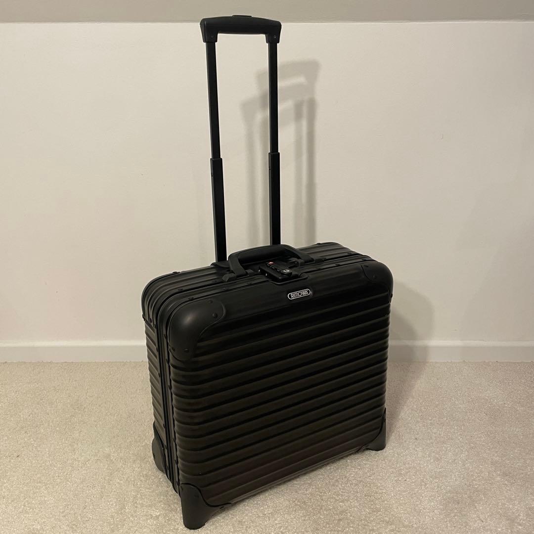 バッグ Capitolino RIMOWA Topas Stealth Black
